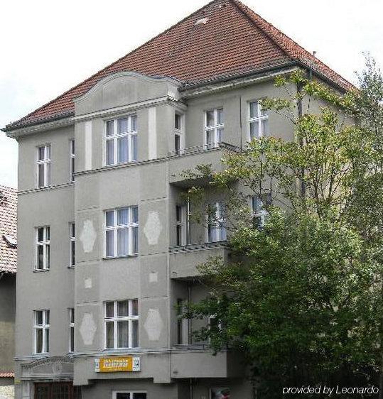 Hotel Pension Dahlem Berlin Bagian luar foto