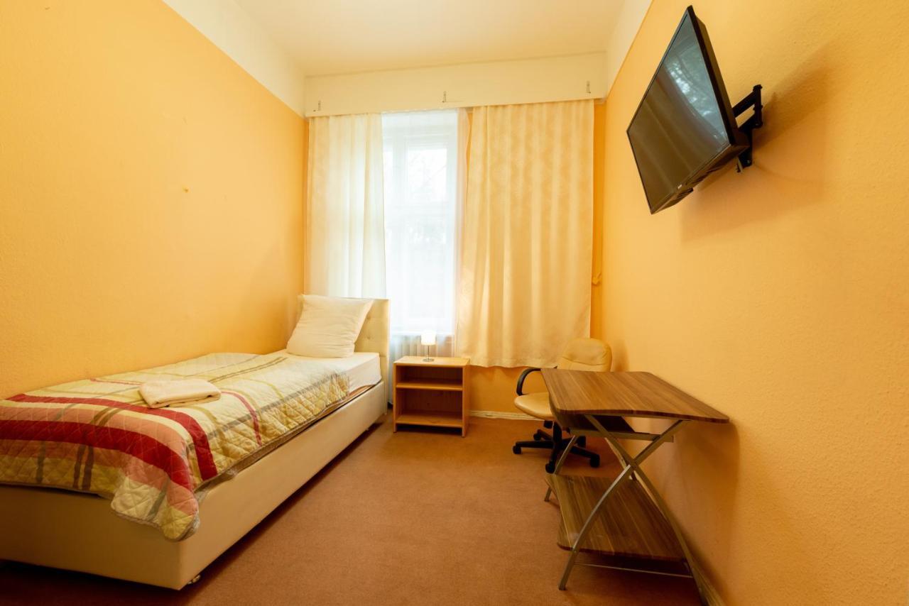 Hotel Pension Dahlem Berlin Bagian luar foto